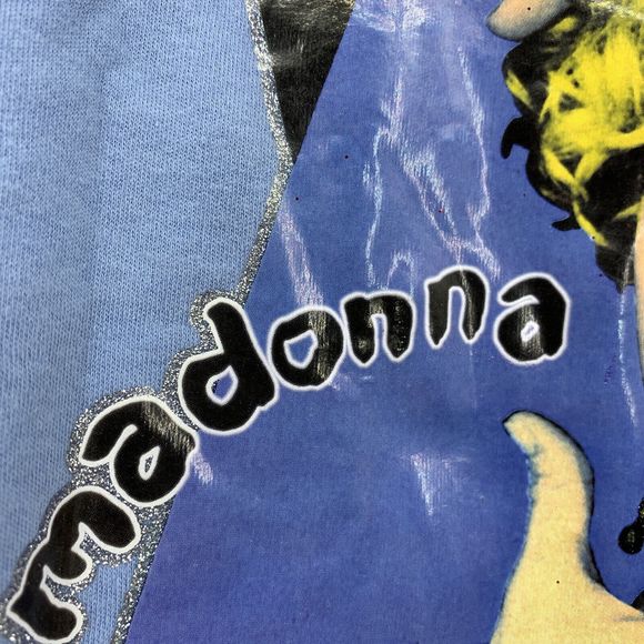 Vintage Madonna Tee Shirt Strike A Pose Vinyl Shiny Transfer USA Small - Picture 9 of 9